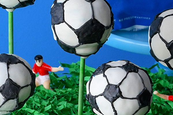 Soccer Ball Cake Pops
